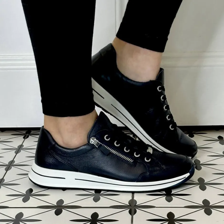 ara_osaka__h_fit_leather__2-2.webp ARA Wide Fit | Casual Shoes*Osaka 2.0 H Fit Leather Trainers 12-24801-NAVY