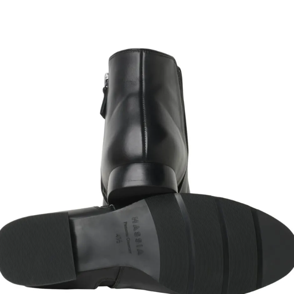 hassia___madeira_chelsea__4.webp Hassia Wide Fit | Casual Shoes*8-30 2110 Madeira Chelsea H-Fit-BLACK