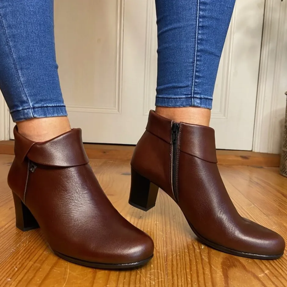 jose_saenz_tan_1.webp Jose Saenz Ankle Boots*5121-TAN