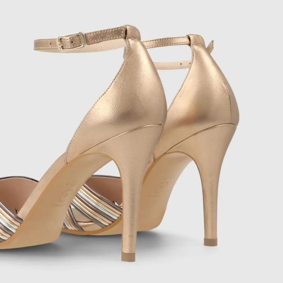 lodi_yitus_gold_metallic_2.webp Lodi Sandals | Heels*YITUS GOLD METALLIC