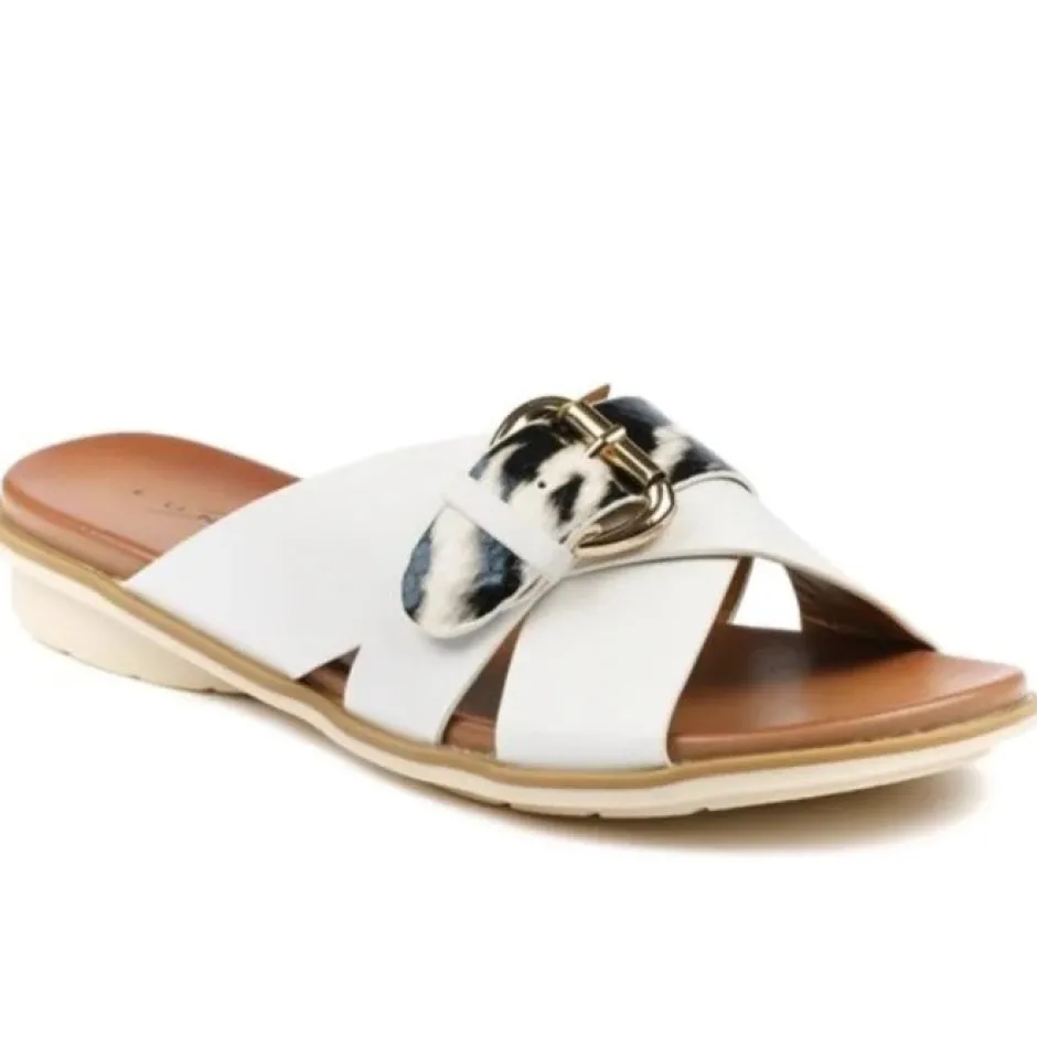lunar_reese_sandal_jlhwhi_0.webp Lunar Sandals*REESE Sandal JLH277-WHITE