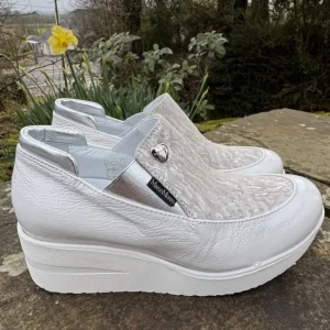 Marco Moreo Casual Shoes | Trainers*Lola Slip-on MD504-LATTE