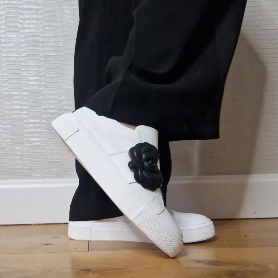 marco_moreo_m_flower_mcr__0-1.webp Marco Moreo Casual Shoes | Trainers*M632 Flower MCR 57-WHITE BLACK