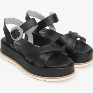 Nero Giardini Sandals*NeroGiardini E410740D Crisscross Sandal-BLACK