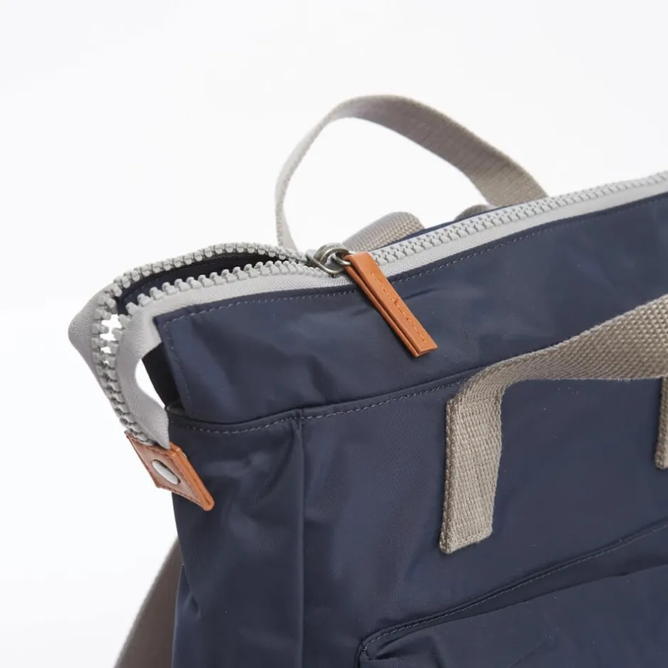 roka_bantry_b_sustainable_2.webp Roka All Bags*BANTRY B Sustainable and Vegan -MIDNIGHT