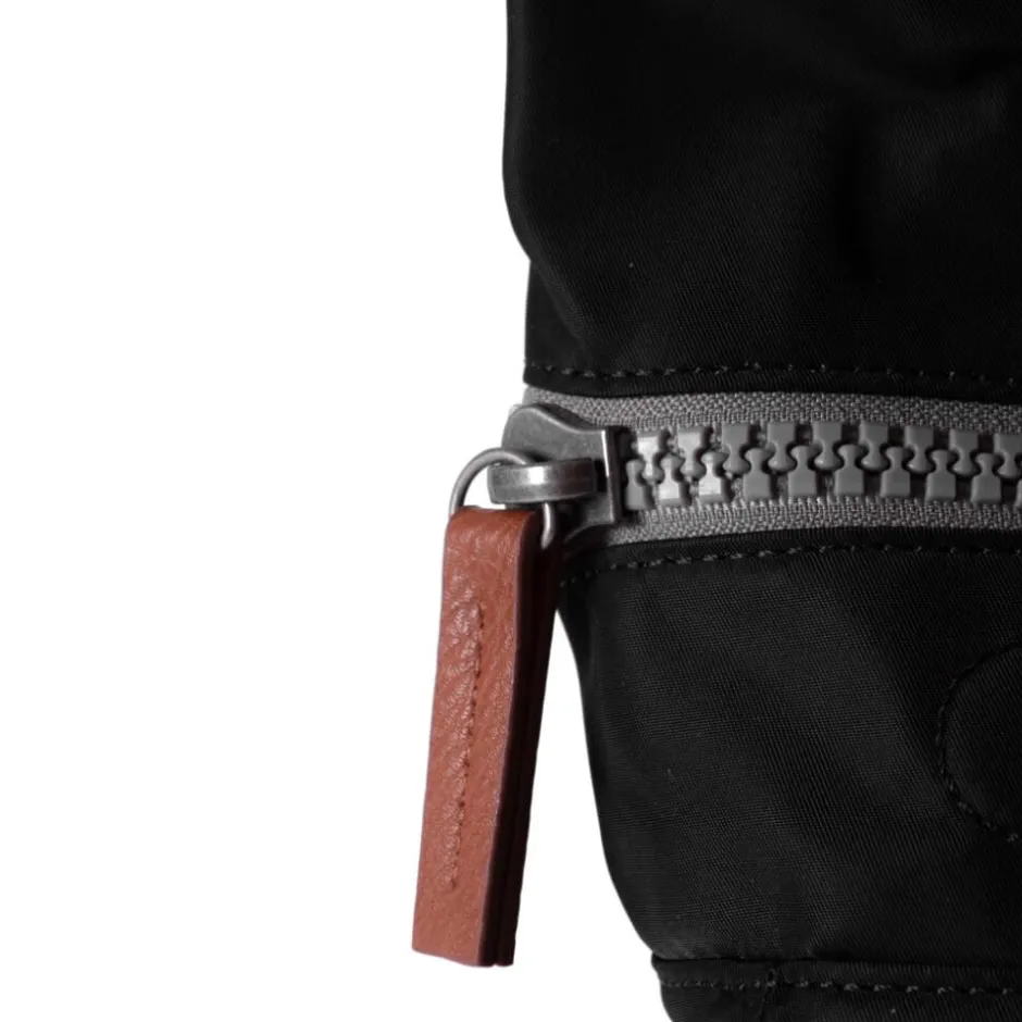 roka_canfield_b_backpack__8-3.webp Roka All Bags*CANFIELD B Backpack Small Vegan Black