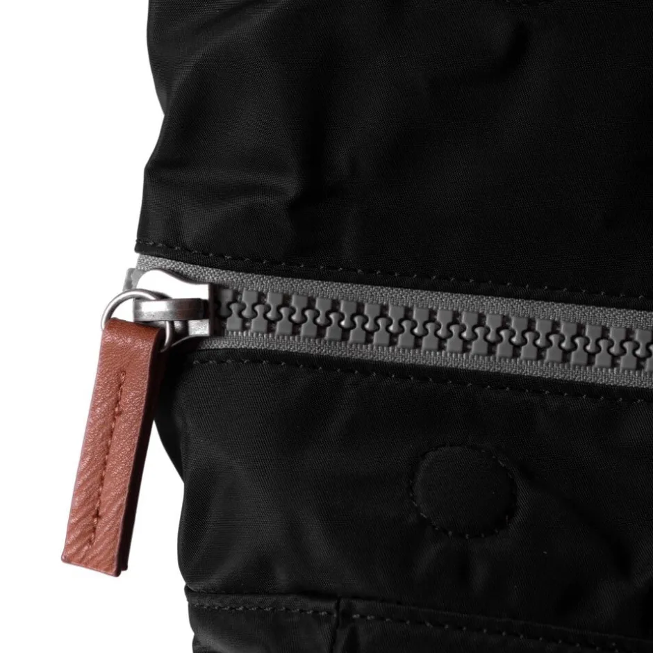 roka_canfieldb_medium_nyl_6-1.webp Roka All Bags*CANFIELD-B Medium Nylon -BLACK
