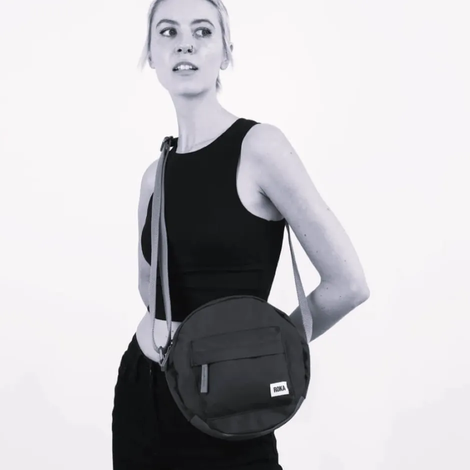 roka_paddington_b_crossbo_6.webp Roka All Bags*Paddington B Crossbody-CRANBERRY