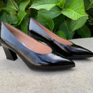 UNISA Heels*KRAMP-BLACK PATENT