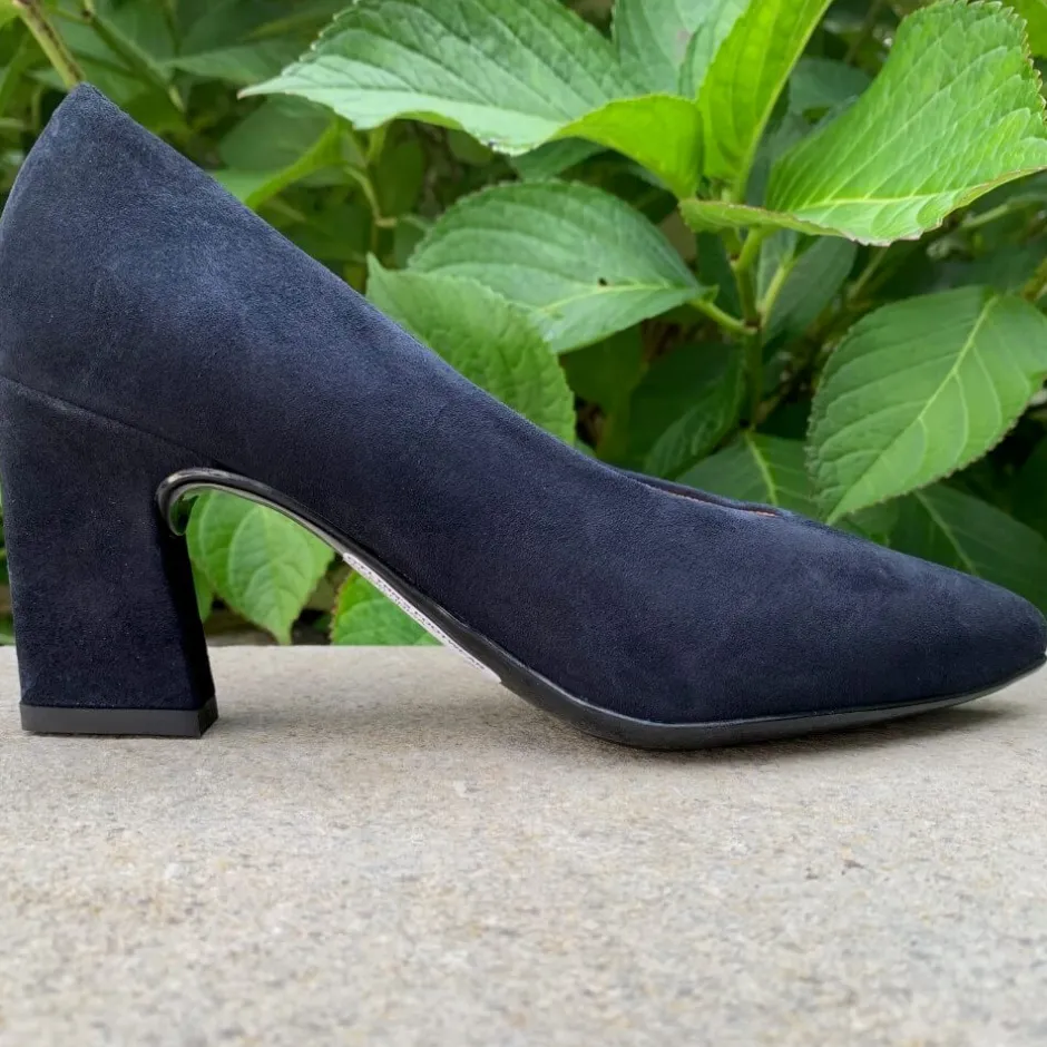 unisa_krampnavy_4.webp UNISA Heels*KRAMP-NAVY